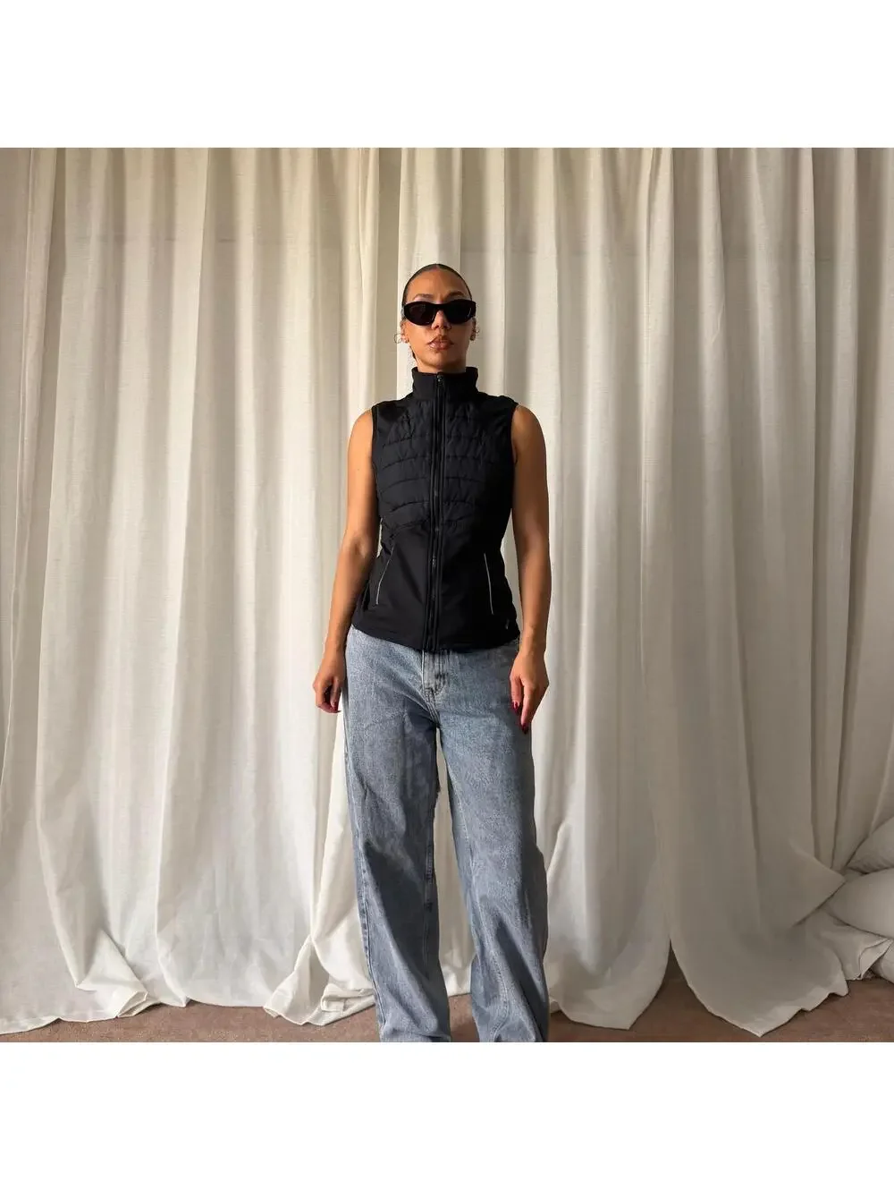 ASICS - Picture 4 of 8